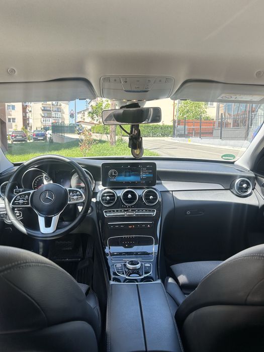 Vand mercedes C class Avantgarde- Primul proprietar