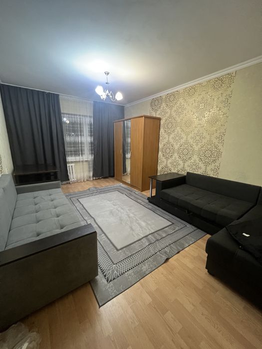 Сдам  срочно 1,5 кв за 140000