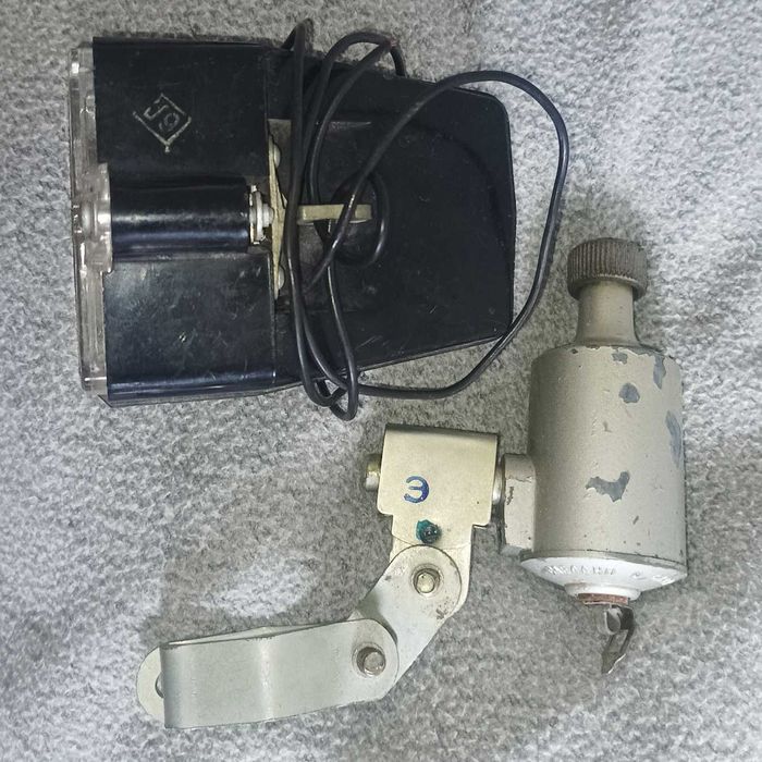 Руска седалка за велосипед Украйна,фар и динамо