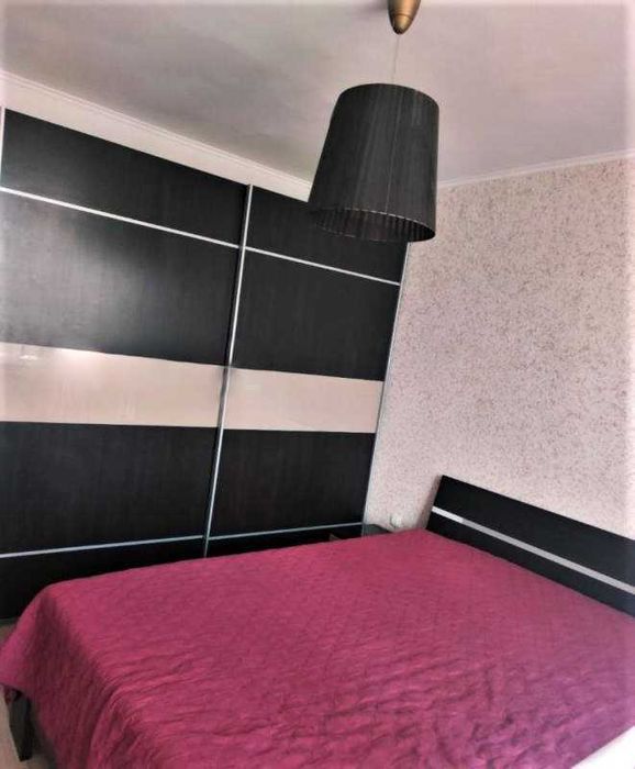 Дава се под наем Тристаен апартамент в Бургас, Славейков - 110 кв.м за 510 € - Снимка #3