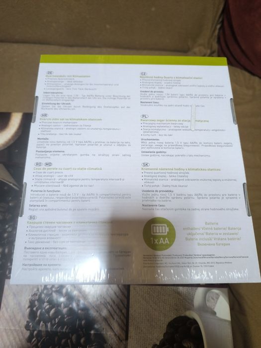 Стенен часовник метео станция