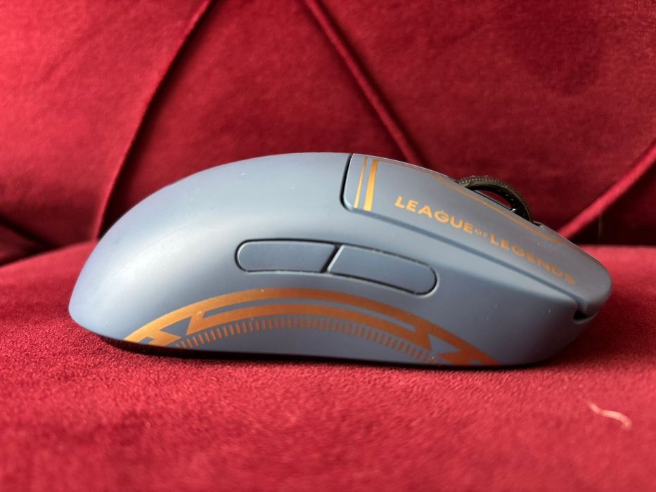 Мышка Logitech g pro wireless x League of Legends