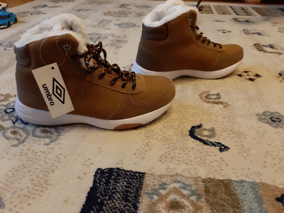 Ghete Umbro de piele intoarsa