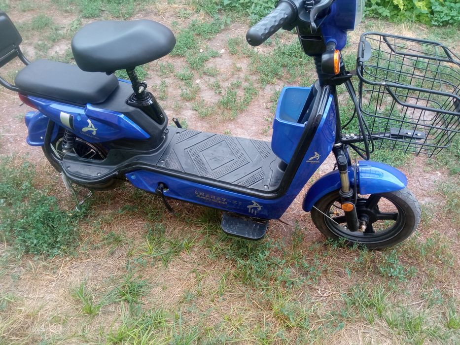 Электро скутер аманат x5