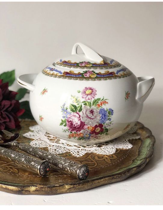 Голям френски порцеланов терин Лимож Франция  и супник