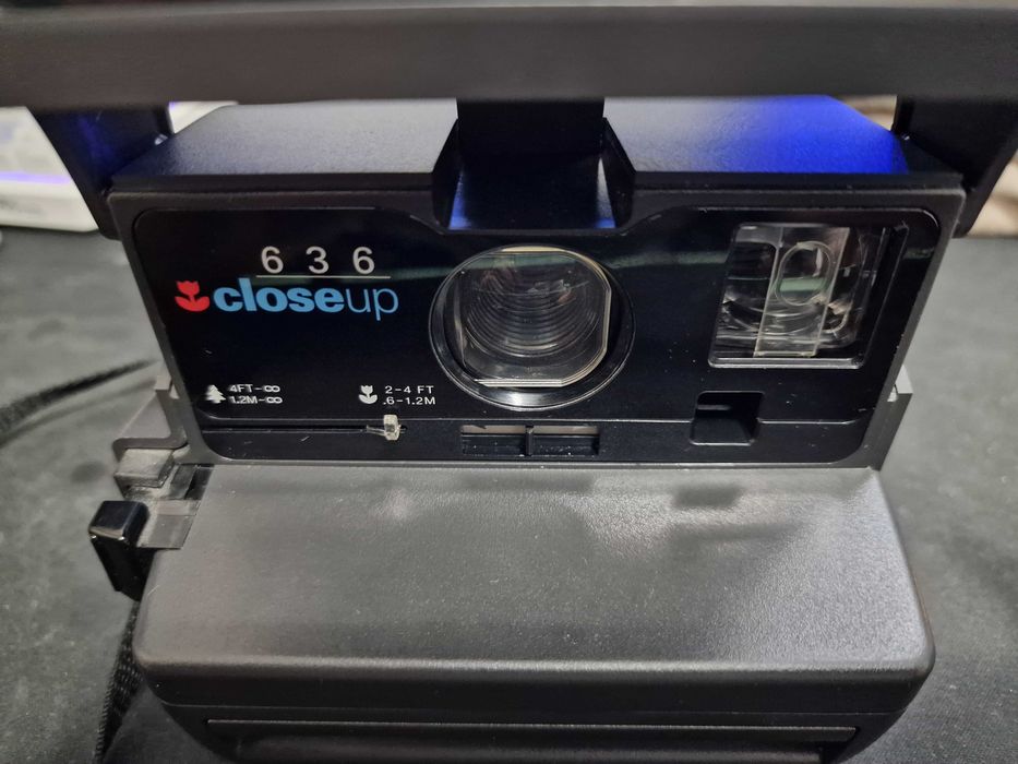 Aparat foto instant Polaroid 636 Closeup