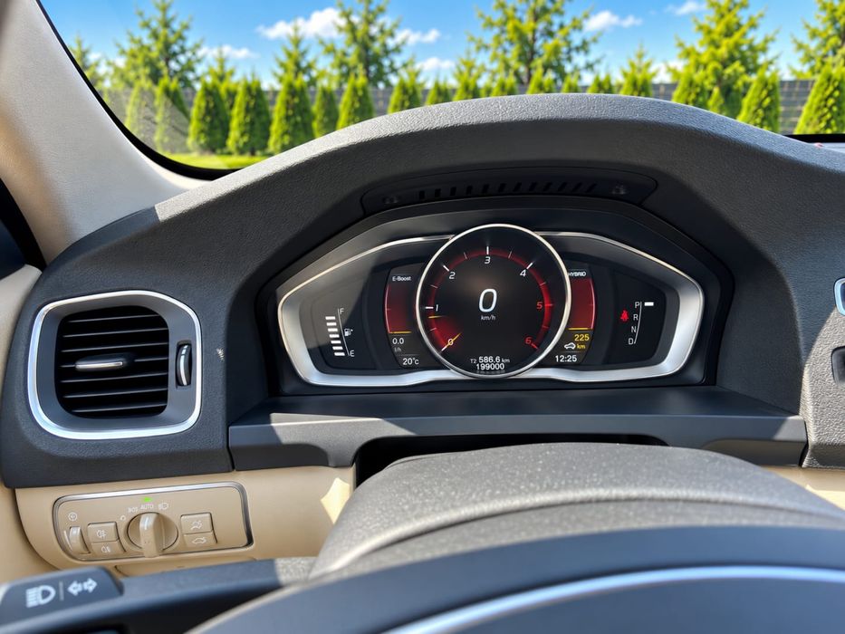 Volvo D60 Hybrid 285CP