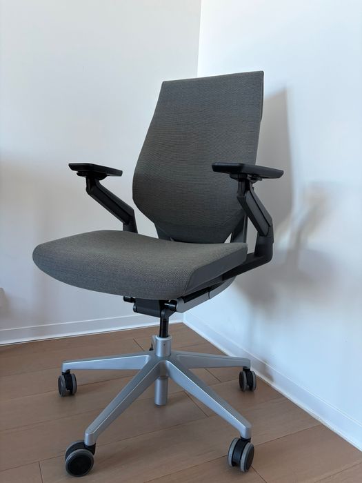 Scaun birou Steelcase Gesture