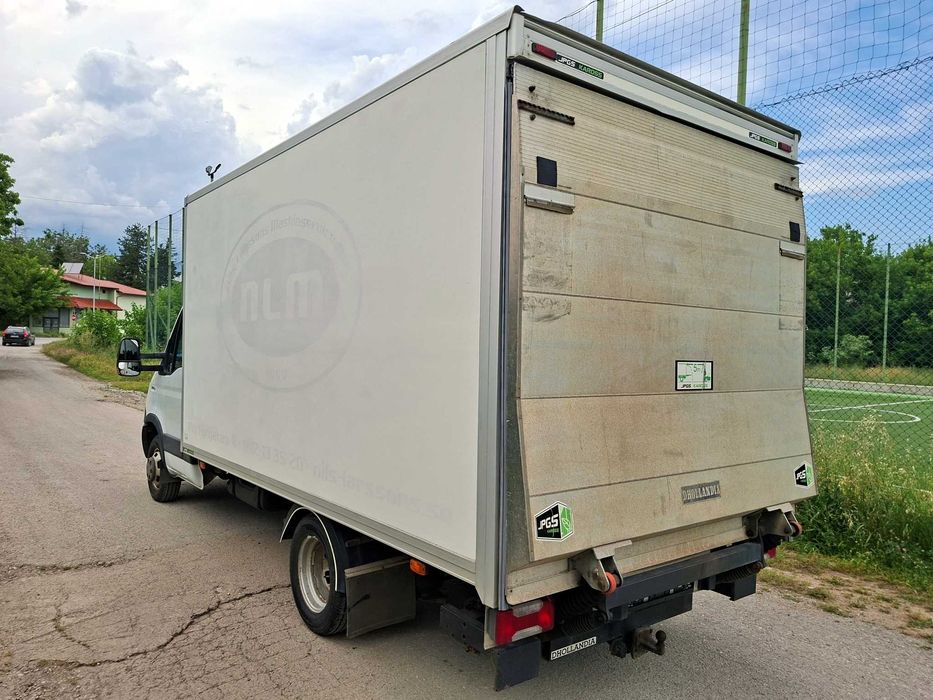 IVECO DAILY 35C21 3.0HPI 210 к.с. ТОП състояние - падащ борд въздушни възглавници 3.5 тона