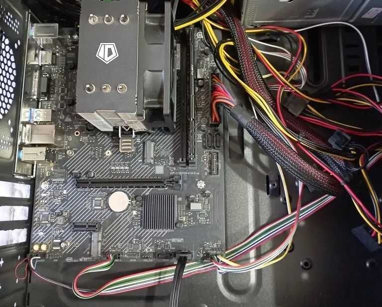 Системный блок 1200 сокет G6405 ssd