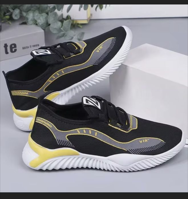 Кроссовки оптом и в розницу