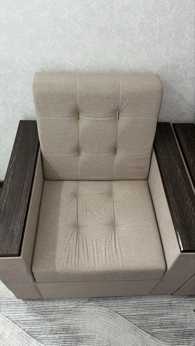 Кресло 2 шт, как новые