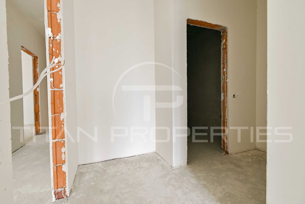 Тристаен за продажба в кв. Кръстова вада