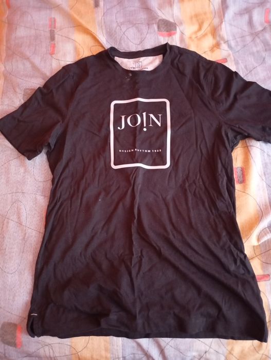 Мъжка лятна тениска.