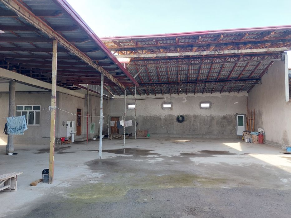 Tayor ferma sotiladi