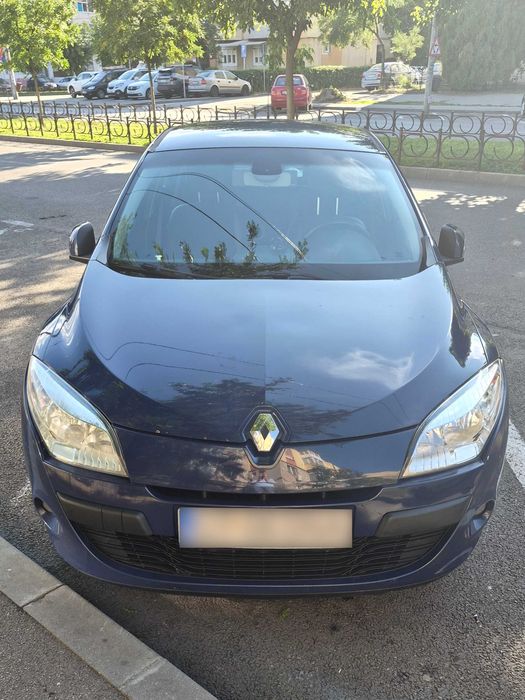 RENAULT Megane