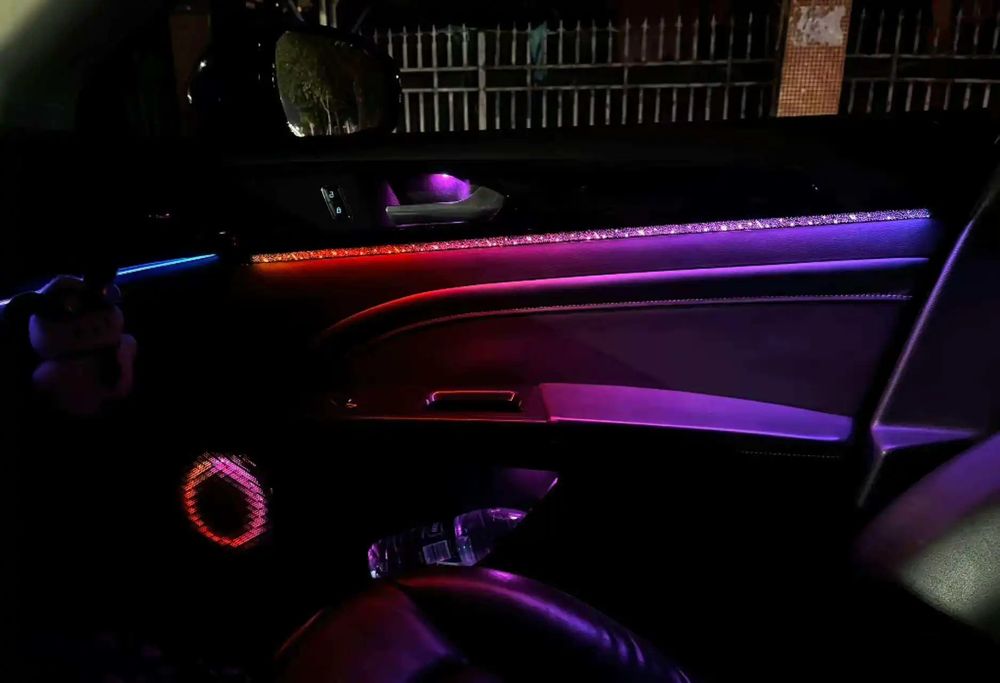 Kit Trimuri Universale cu  Lumini Ambientale Auto Premium  18 Piese - Control Bluetooth din Aplicatie