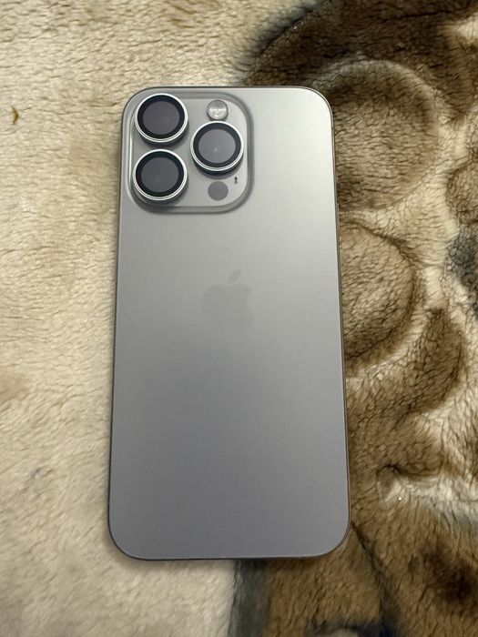 Продам айфон 15про