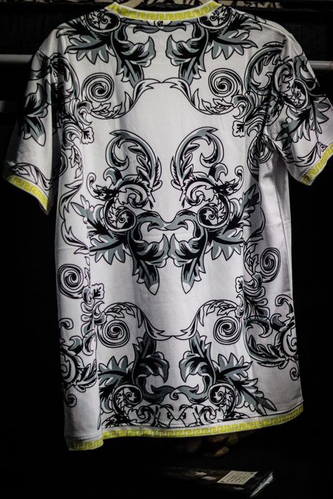 Vând tricou fotbal Italia×Versace alb