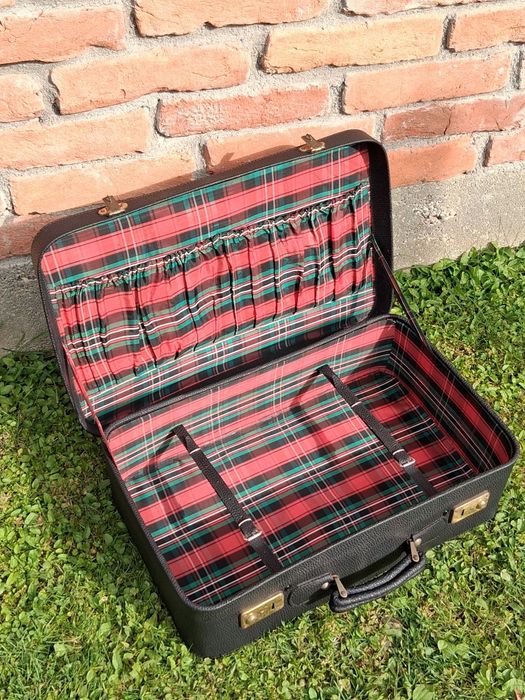 Vand valiza din piele