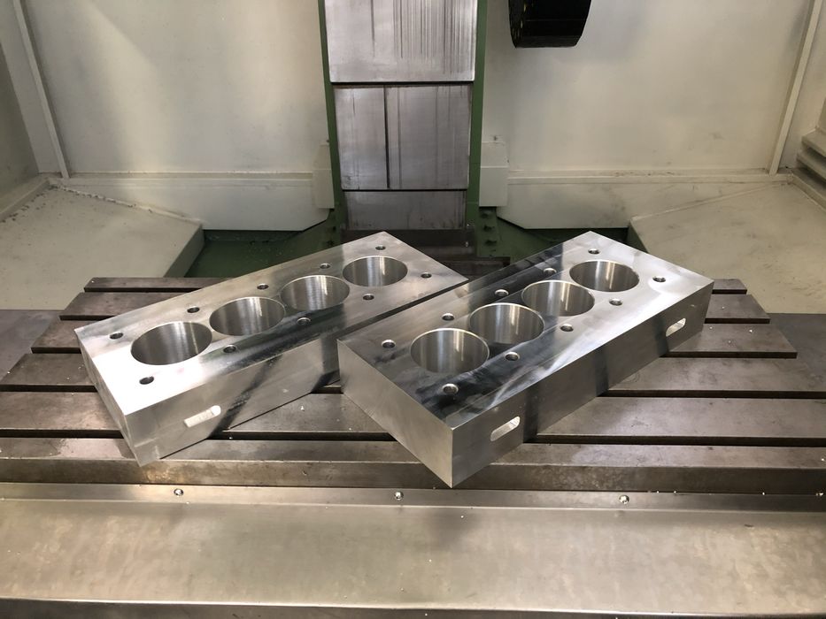 Стругар, стругарски и фрезови услуги София