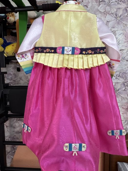 Ханбок для девочки с шапочкой