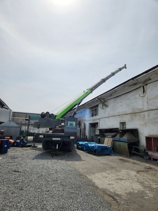 Tadano 50t  42m.