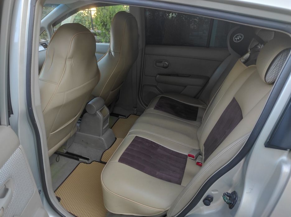 Nissan Tiida 1.6