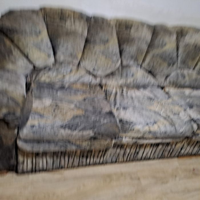 Диван кровать,кресла2 шт,раскладной,прочный,мягкая.