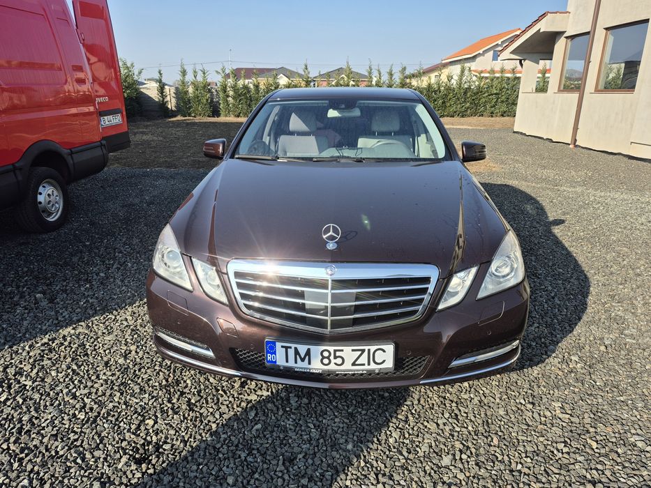Mercedes E 200 class 2010 Impecabil