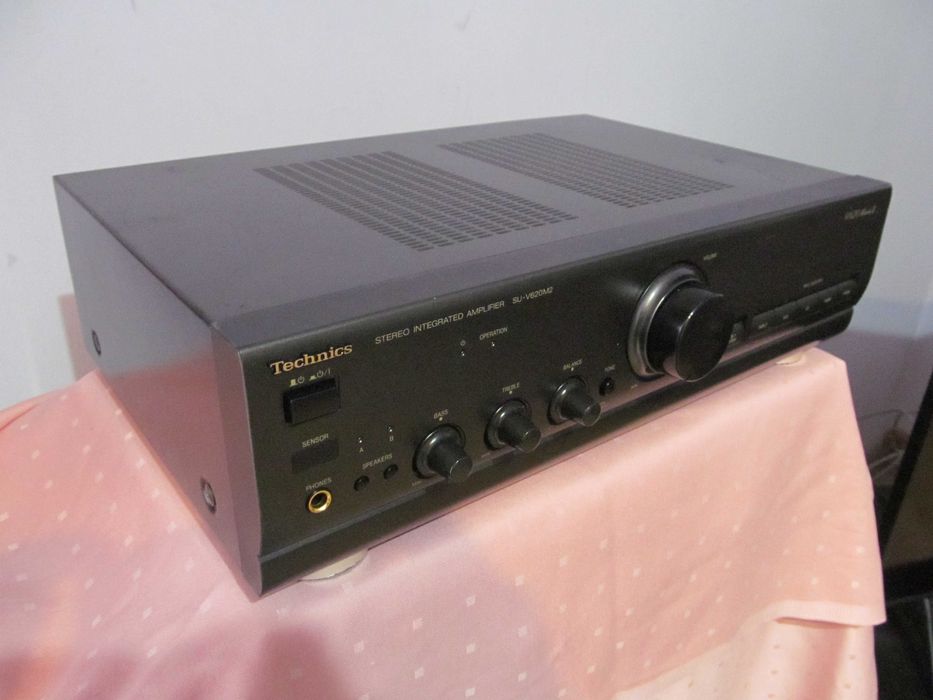 Technics linie audio cu telecomanda