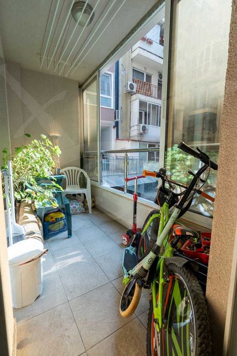 Продава се Двустаен апартамент в Варна, Възраждане 1 - 61 кв.м за 2132 €/кв.м - Снимка #7