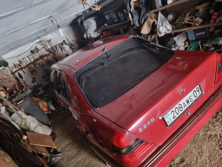 Мерседес бенц с180 (w202)