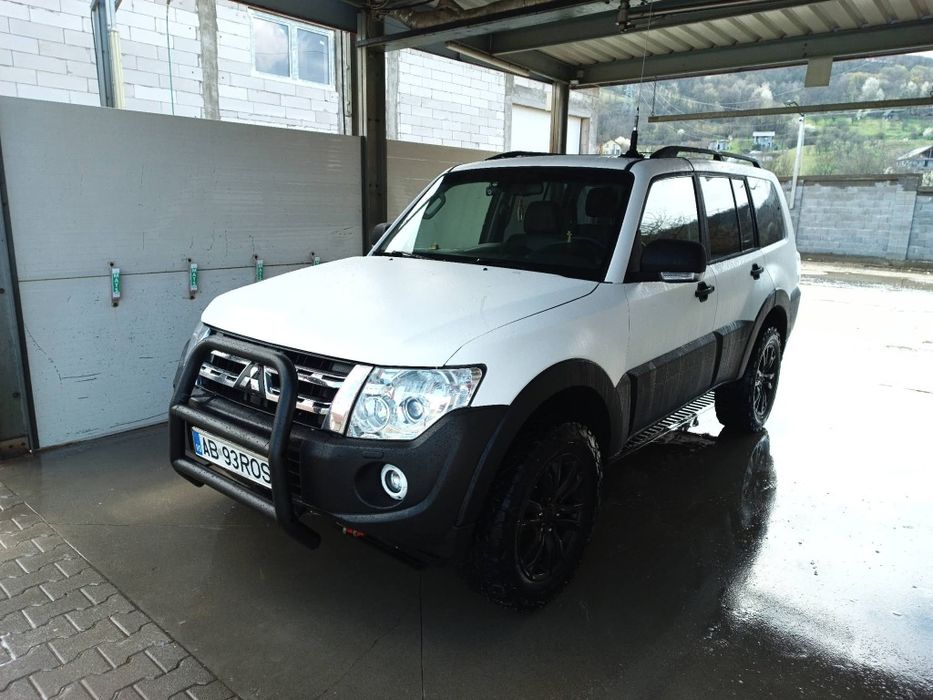 Mitsubishi pajero Mk4 v80 2012 260 cai 3.2 autoutilitara reconditionat