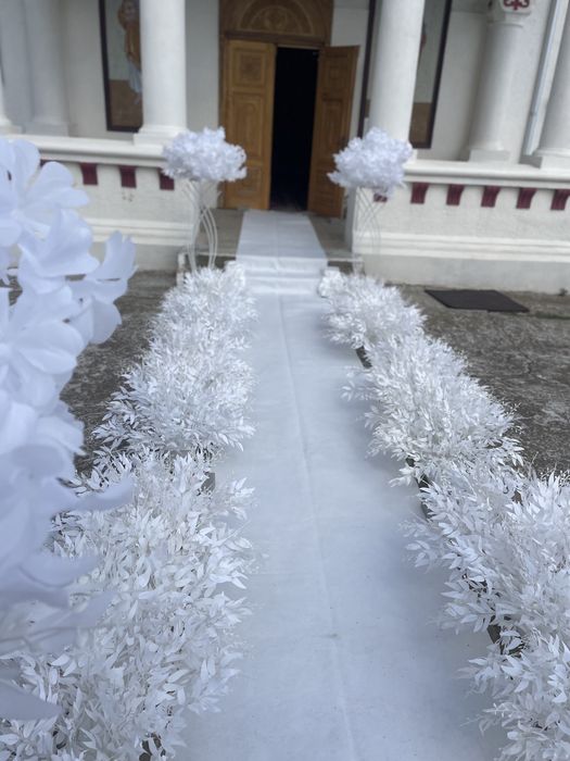 Inchiriem corturi evenimente