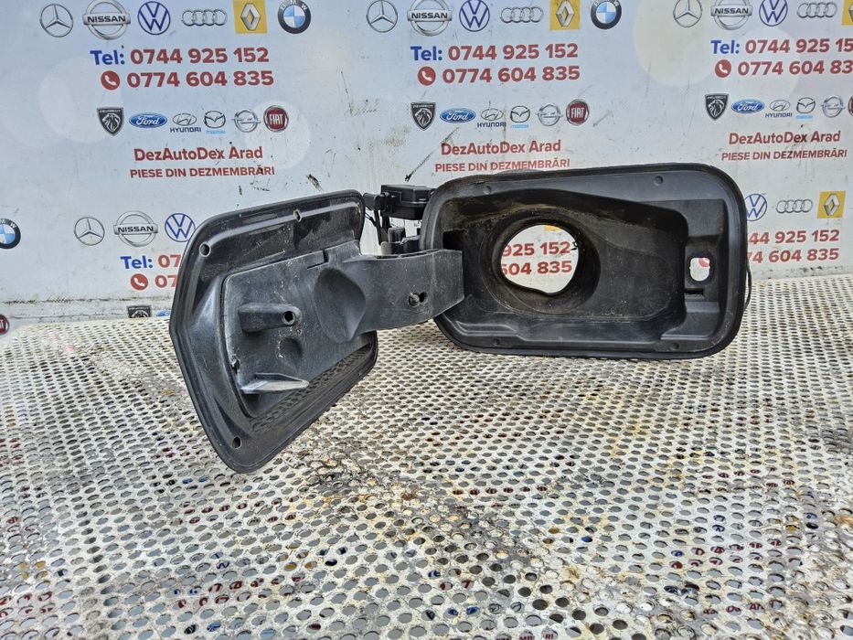 Usita rezervor BMW F30 F31 f32 usa rezervor combustibil