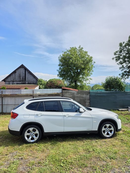 BMW X1 2011 — imagine 5