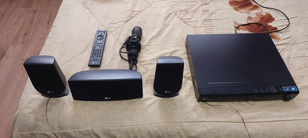 Домашний кинотеатр