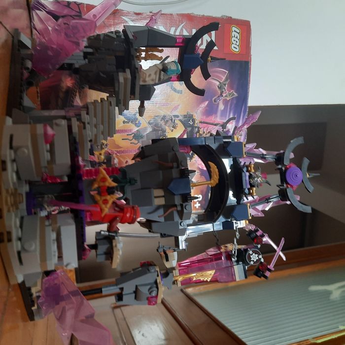 Lego ninjago castel