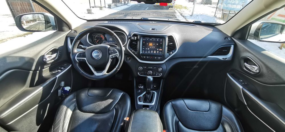 Jeep Cheroke 2016  200 CP