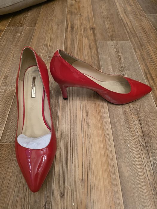 Продам туфли 40 размер