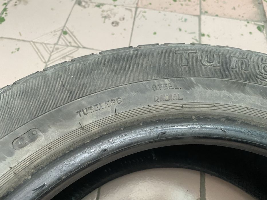 Продам комплект летних шин