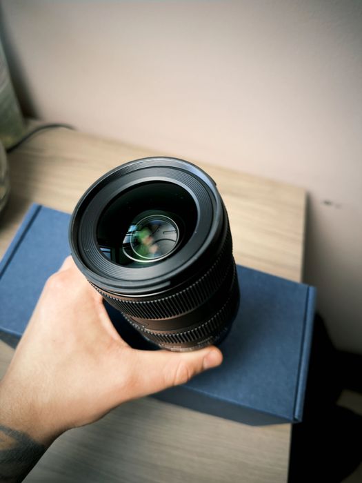 Sigma 17–40,  1.8 за Sony E Mount