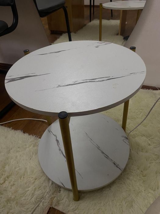 Продаётся журнальный стол, новый