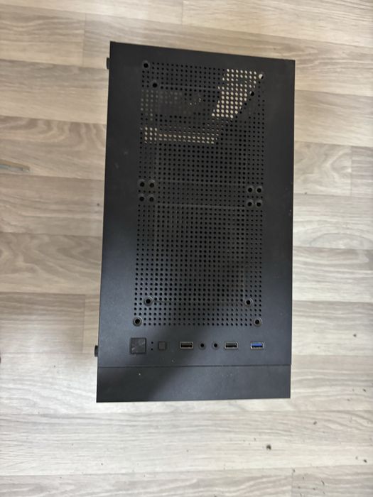 Продаю срочно корпус 250 тысяч приезжайте сегодня.