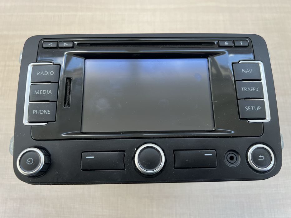 Наригация VW Passat B7