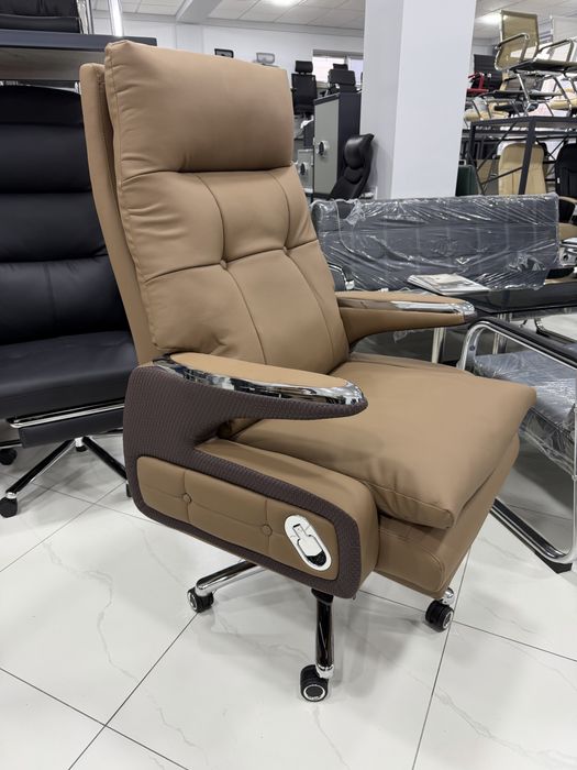 Офисное Кресло BOSS для Руководителей