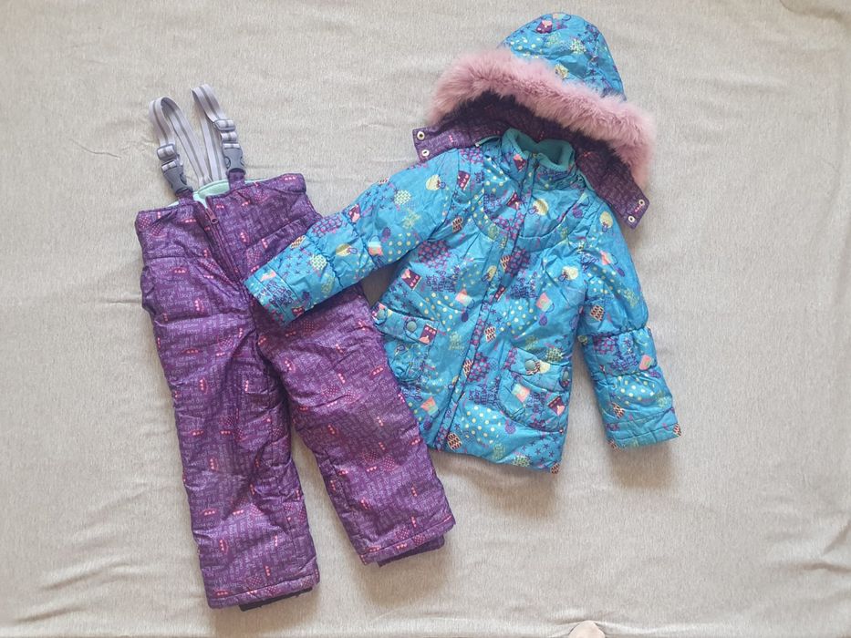 Продам детский зимний комбинезон