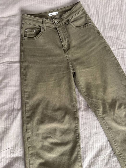 Джинсы хаки s размер