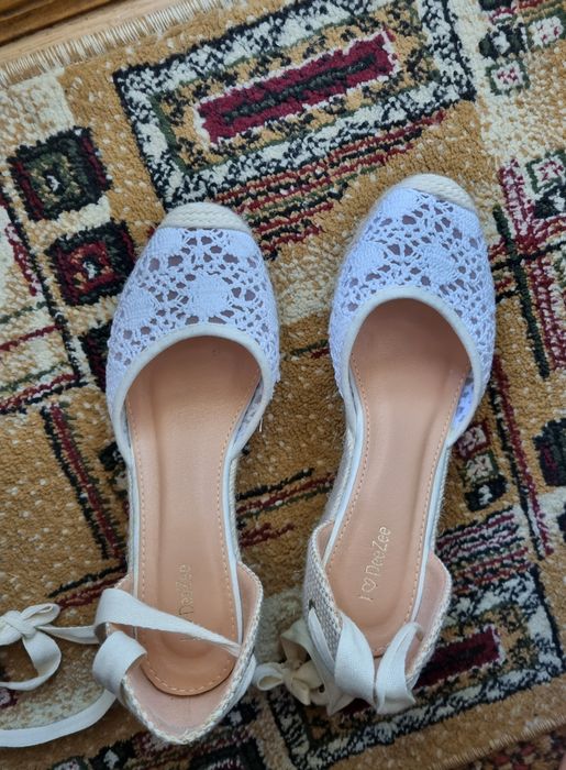 Sandale vârf închis, platformă, DeeZee, mărime 38